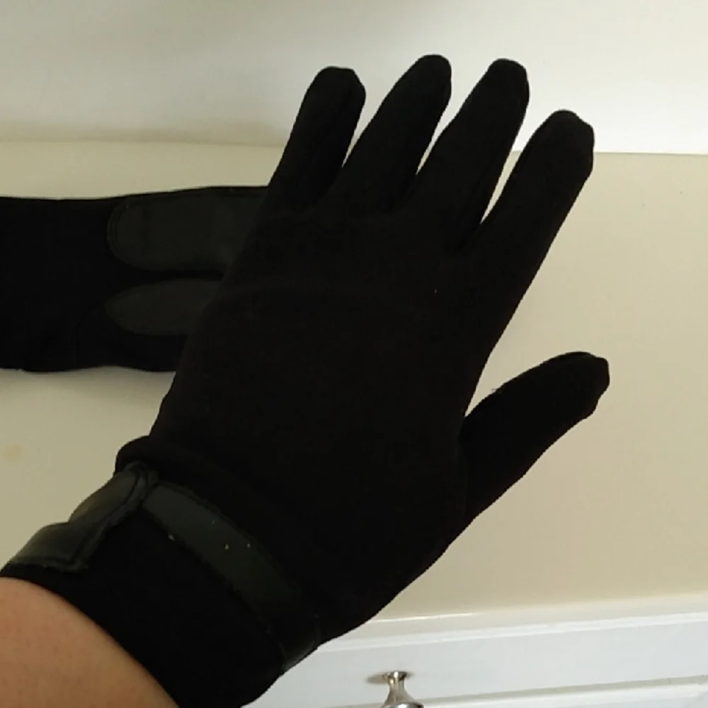 Womens Black Lined Stretch Gloves